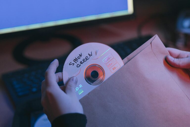How to Back Up Your Photos and Files Safely and Easily